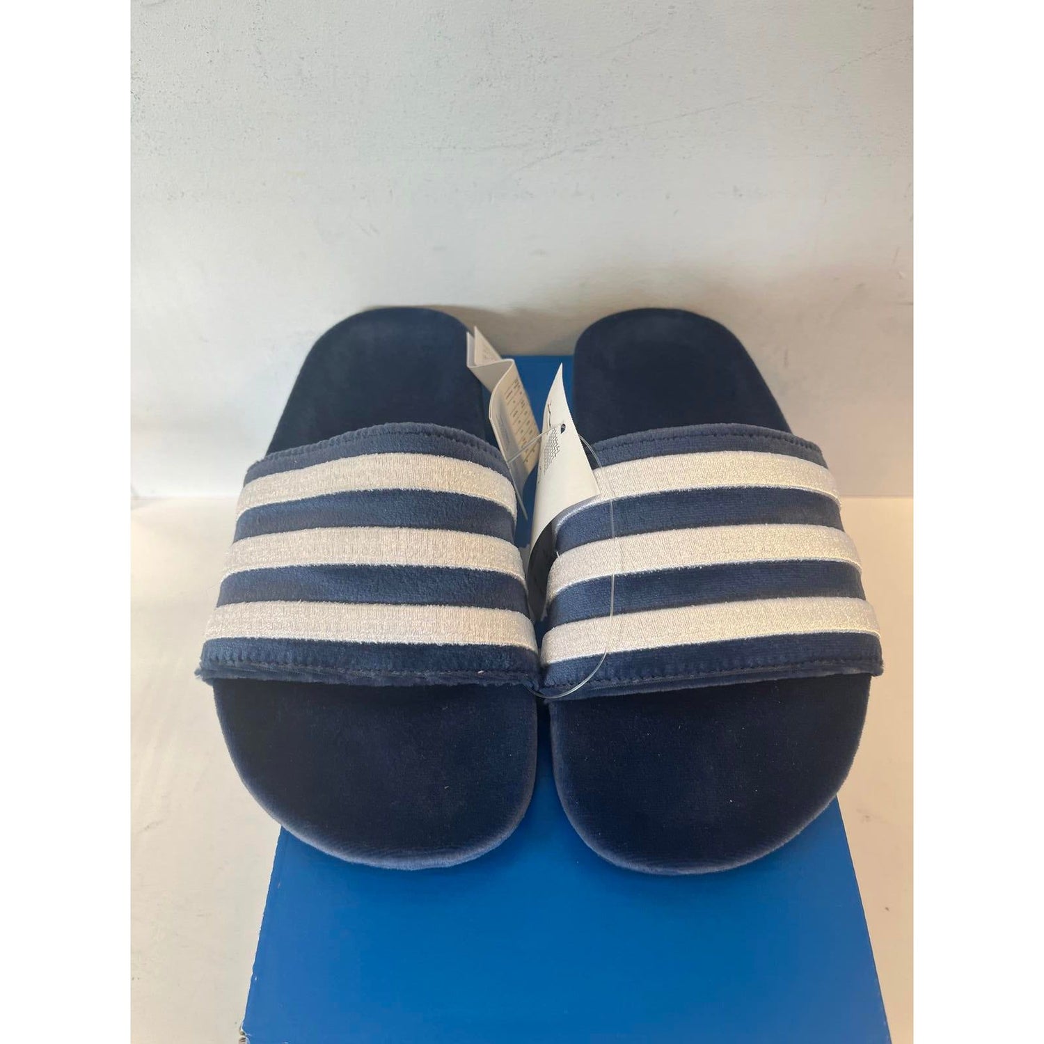 Adidas Adilette Womens Sliders UK 4 RRP £23