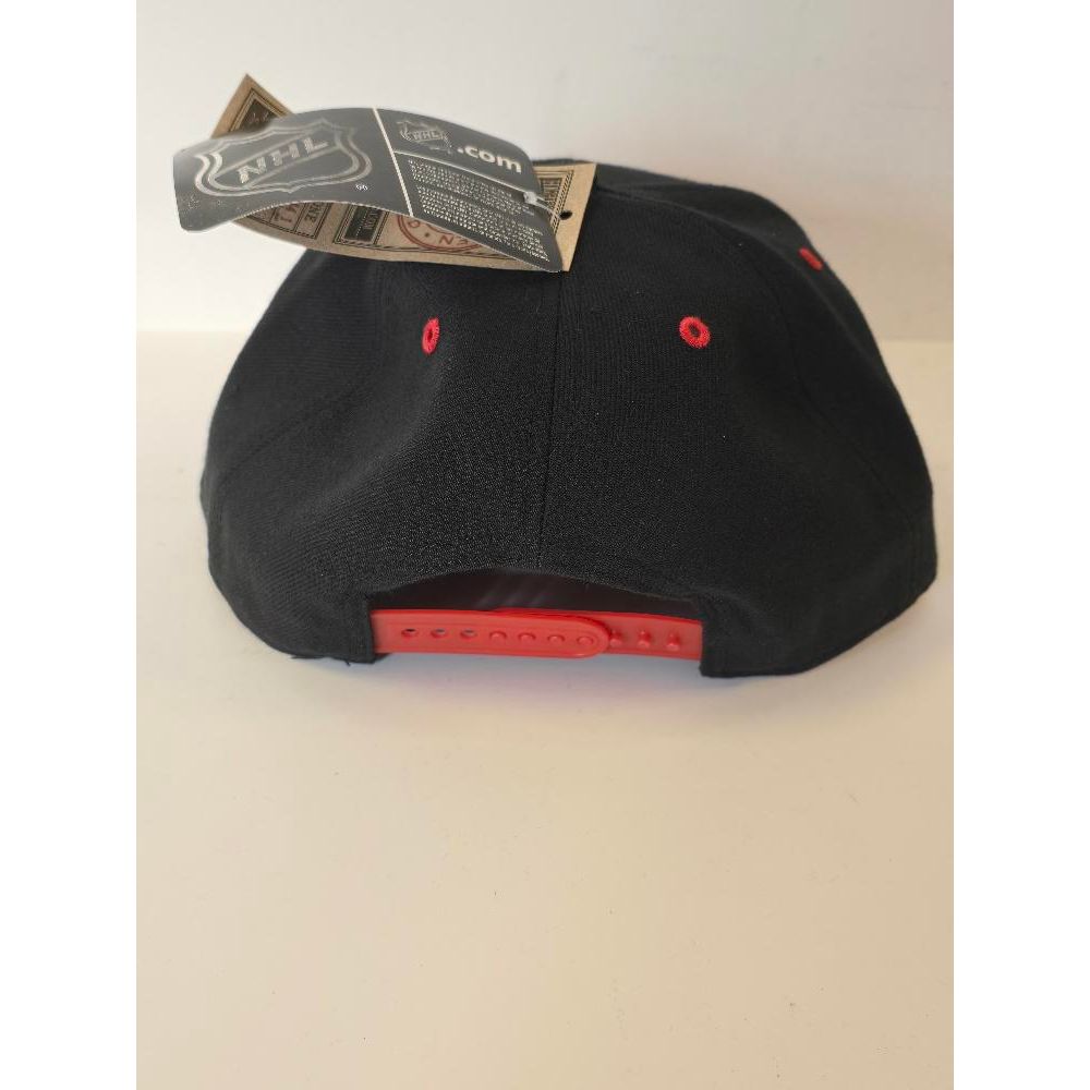 Official HNL '47 Brand Chicago Blackhawks Team Snapback Cap RRP £30